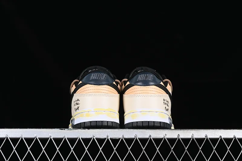 All Categories Nk SB Dunk Series Nk SB Dunk Low Low-top Sneakers Nk Dunk Low Panda Prank-Sliding Track Reverse Skateboard SB Strap Casual Sneakers DD1391-100